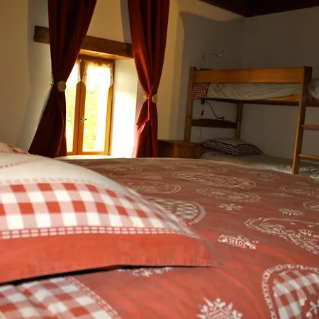 Chez Louve Bleue 3* Hotonnes