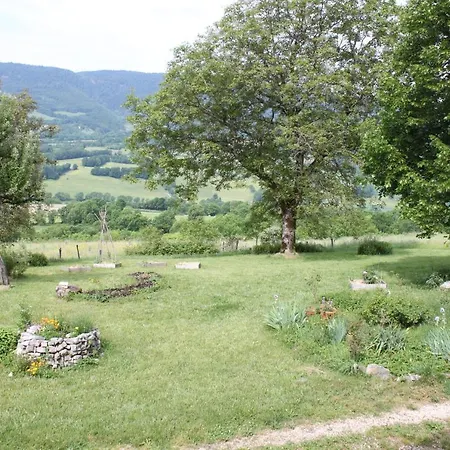 Bed & Breakfast Chez Louve Bleue