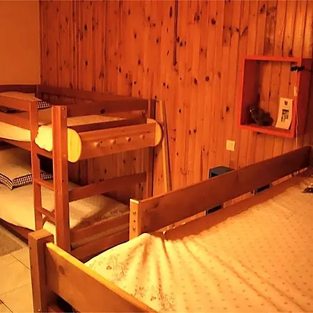 Chez Louve Bleue Bed & Breakfast Hotonnes
